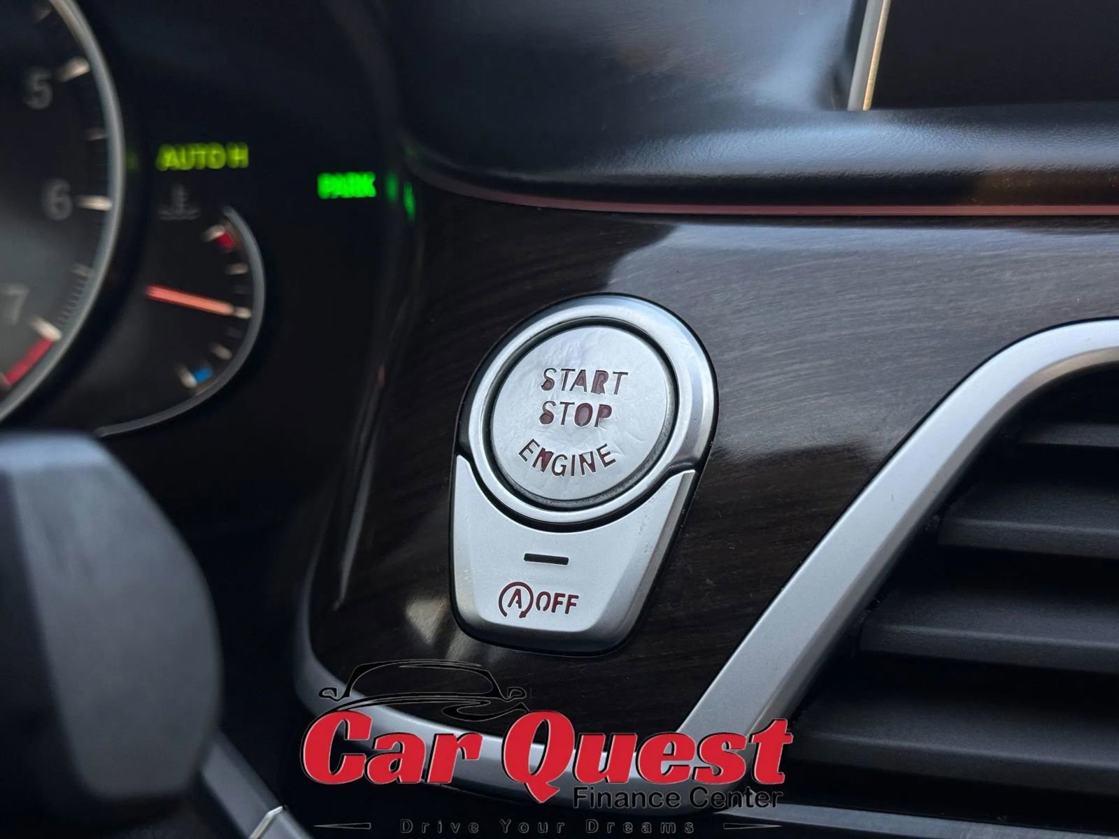 Used 2018 BMW 750i xDrive image 40