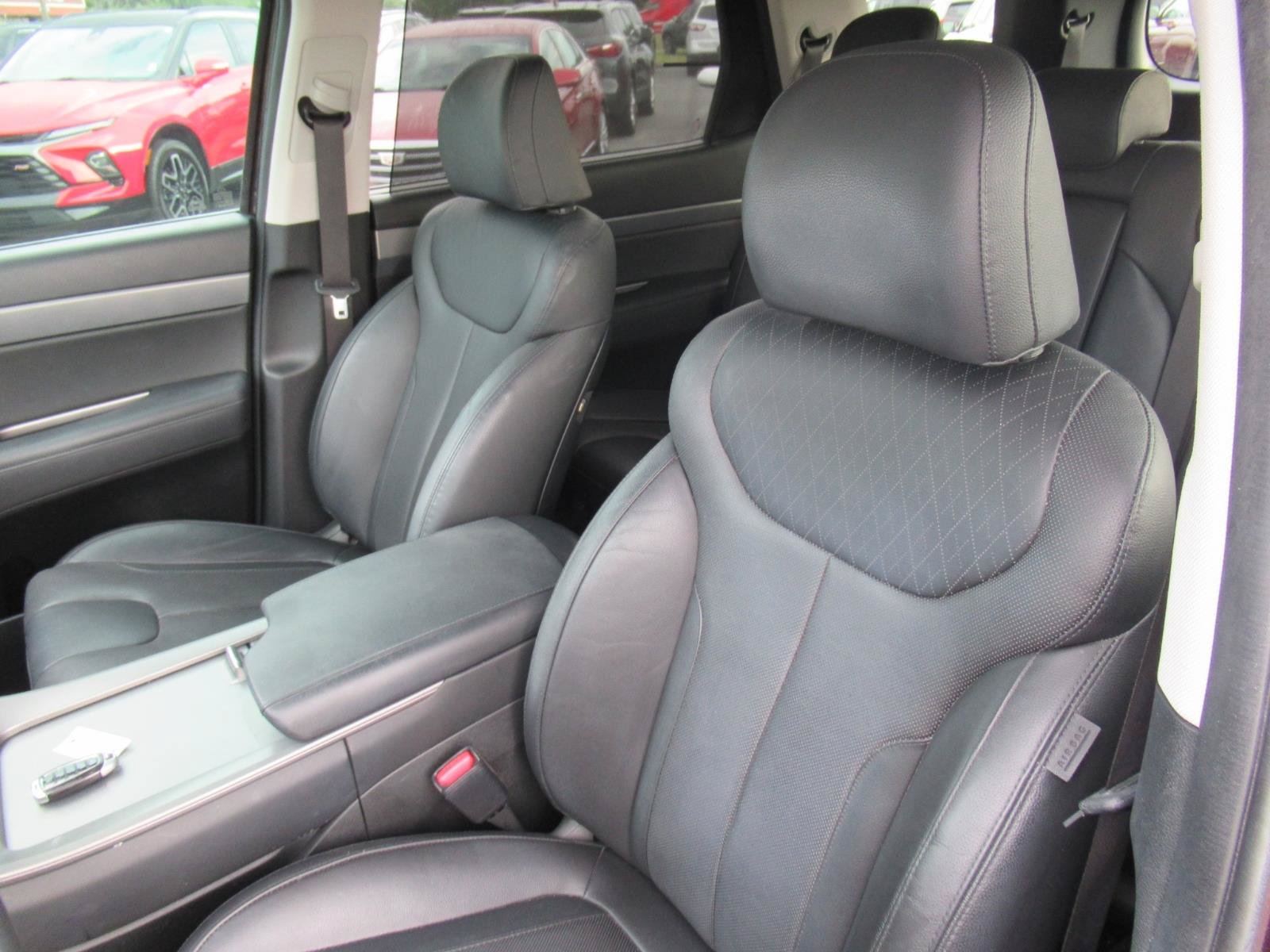 Used 2022 Hyundai Palisade SEL w/ 8P Bench Seat Package FWD image 18