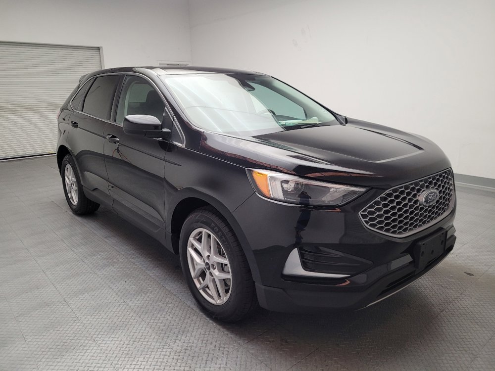 Used 2024 Ford Edge SEL image 13