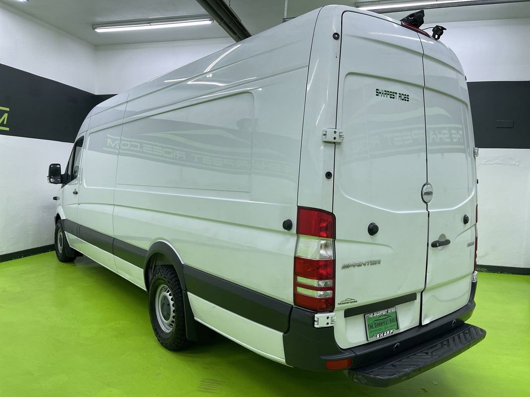Used 2018 Freightliner Sprinter 2500 image 6