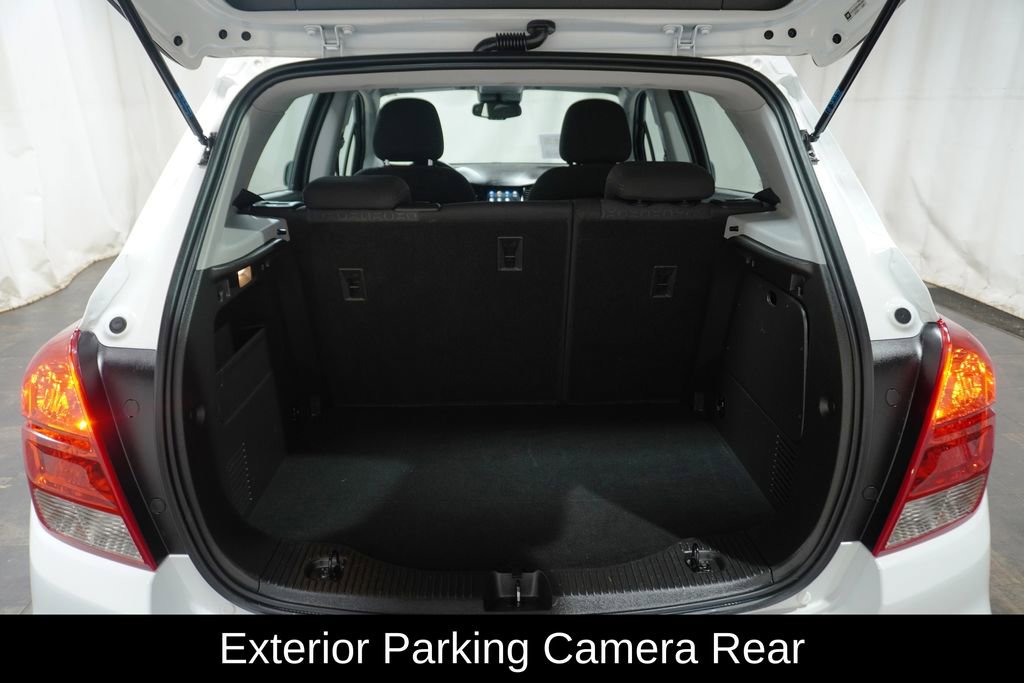 Used 2020 Chevrolet Trax LS image 7