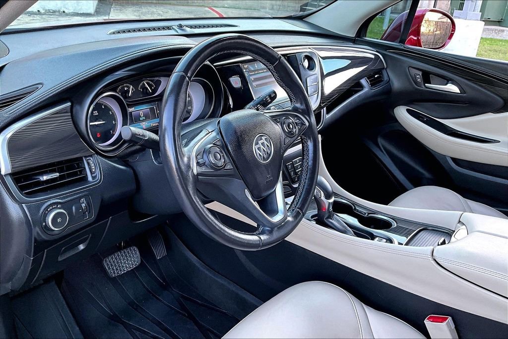 Used 2019 Buick Envision Essence FWD image 19