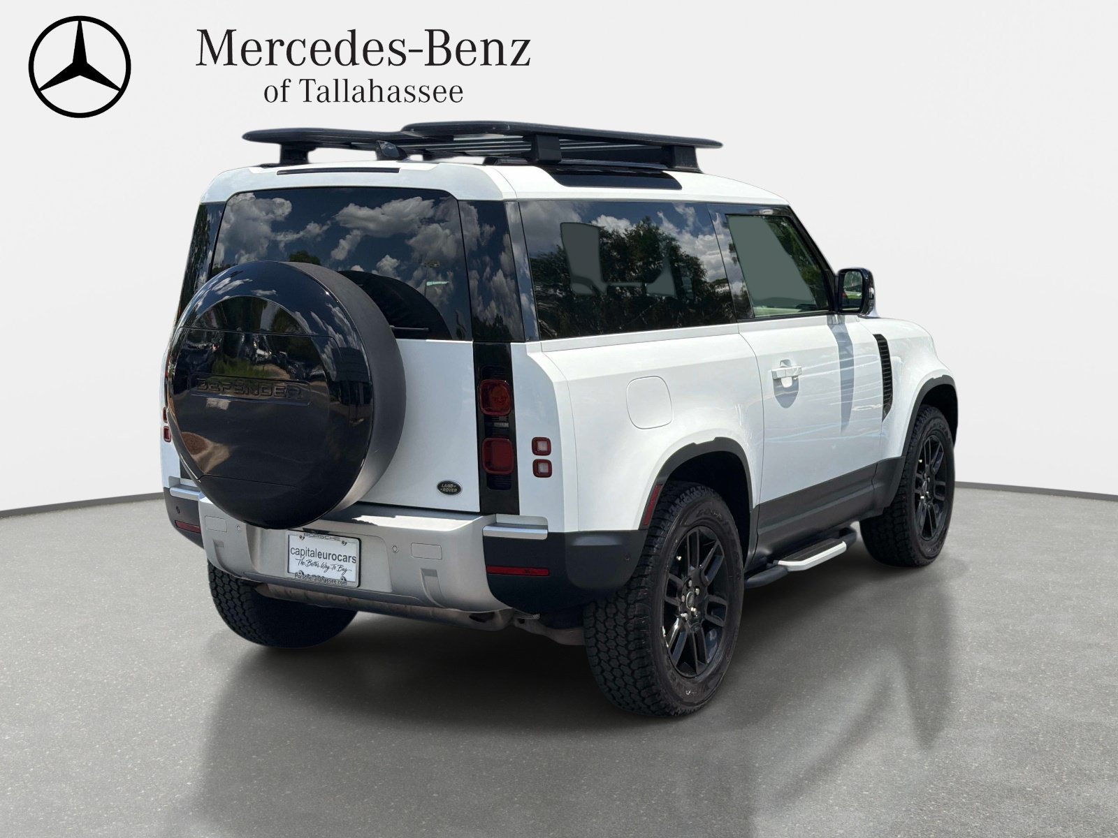 Used 2023 Land Rover Defender 90 S AWD/4WD image 5