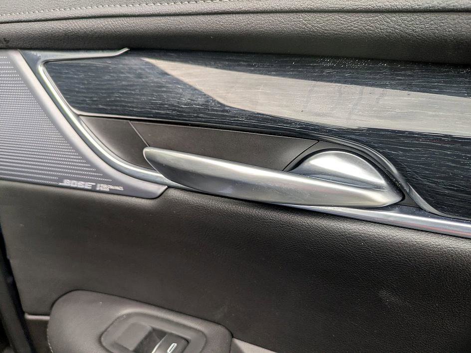 Certified 2025 Cadillac XT5 Premium Luxury image 32