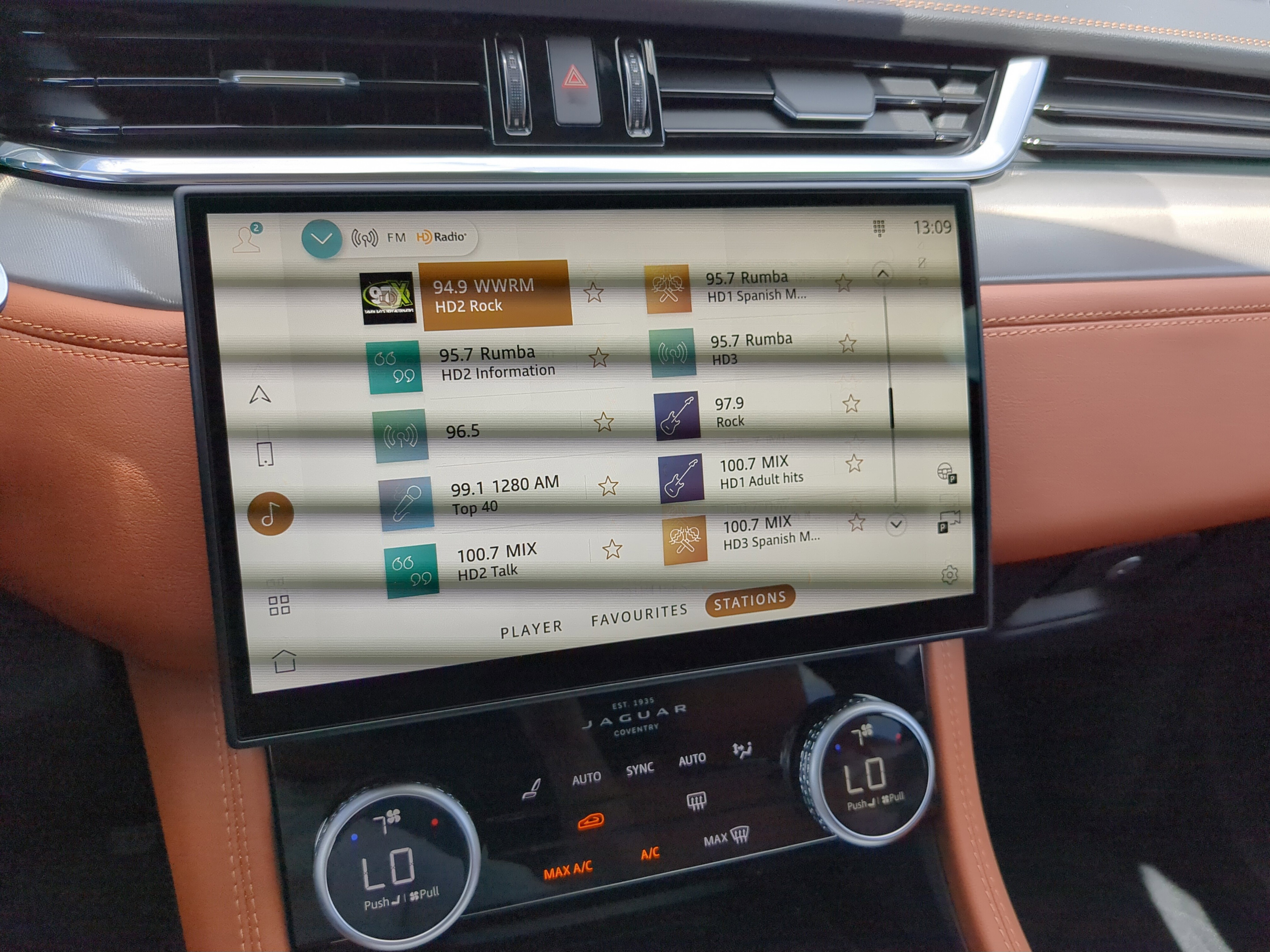 New 2026 Jaguar F-PACE R-Dynamic S image 20