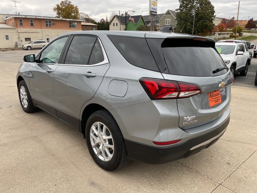 Used 2024 Chevrolet Equinox LT image 13