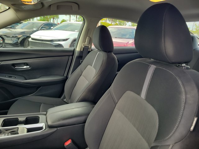 Certified 2025 Nissan Sentra SV FWD image 16