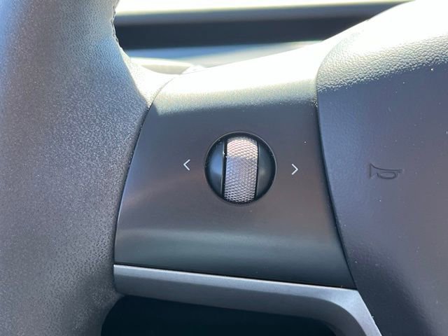 Used 2023 Tesla Model 3 Performance image 14