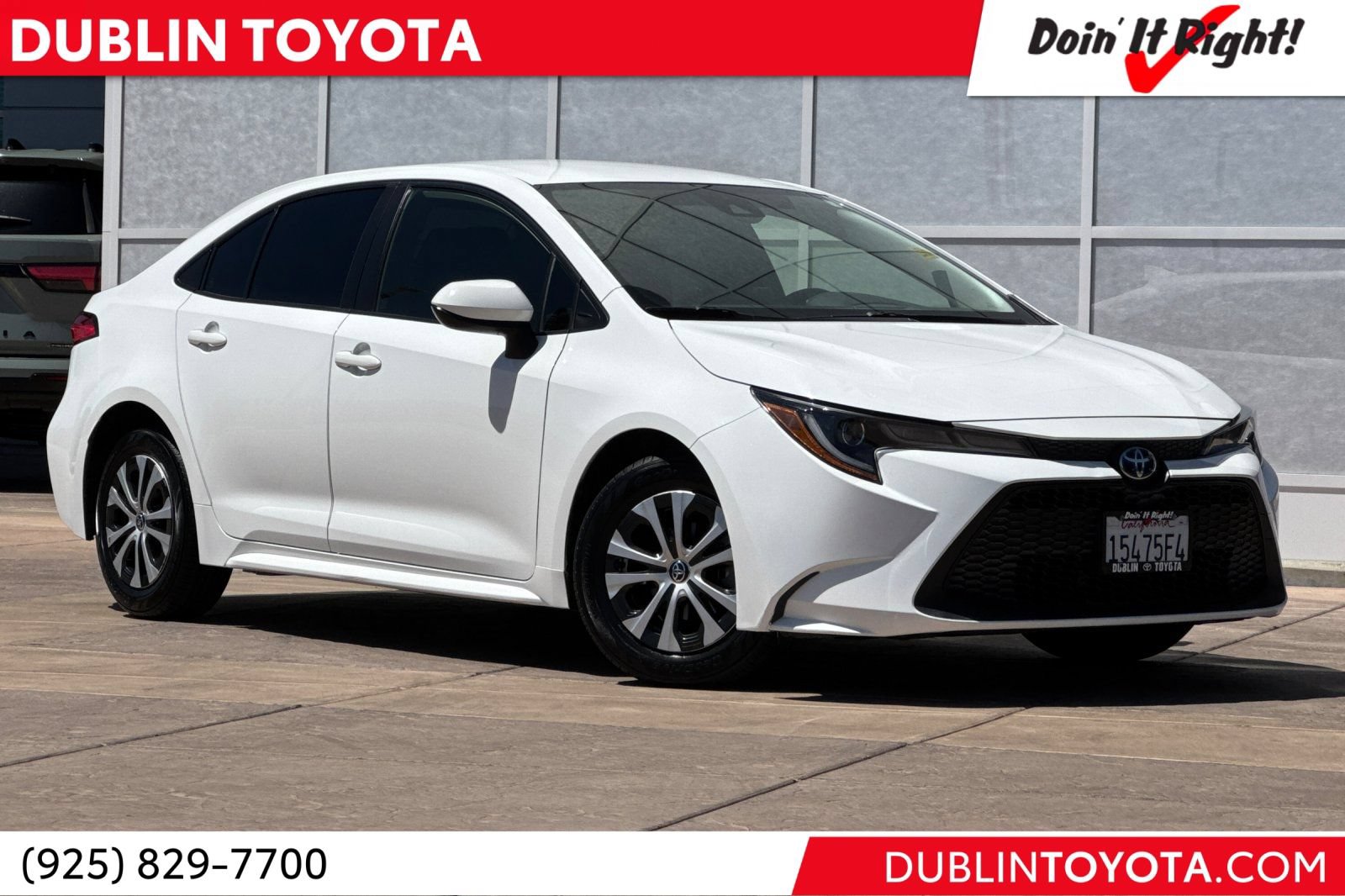 Certified 2022 Toyota Corolla LE FWD image 1