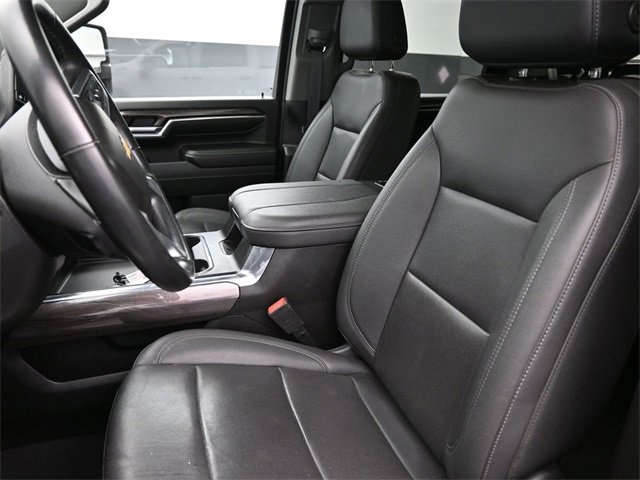 Used 2024 Chevrolet Silverado 2500 LTZ w/ LTZ Convenience Package image 15