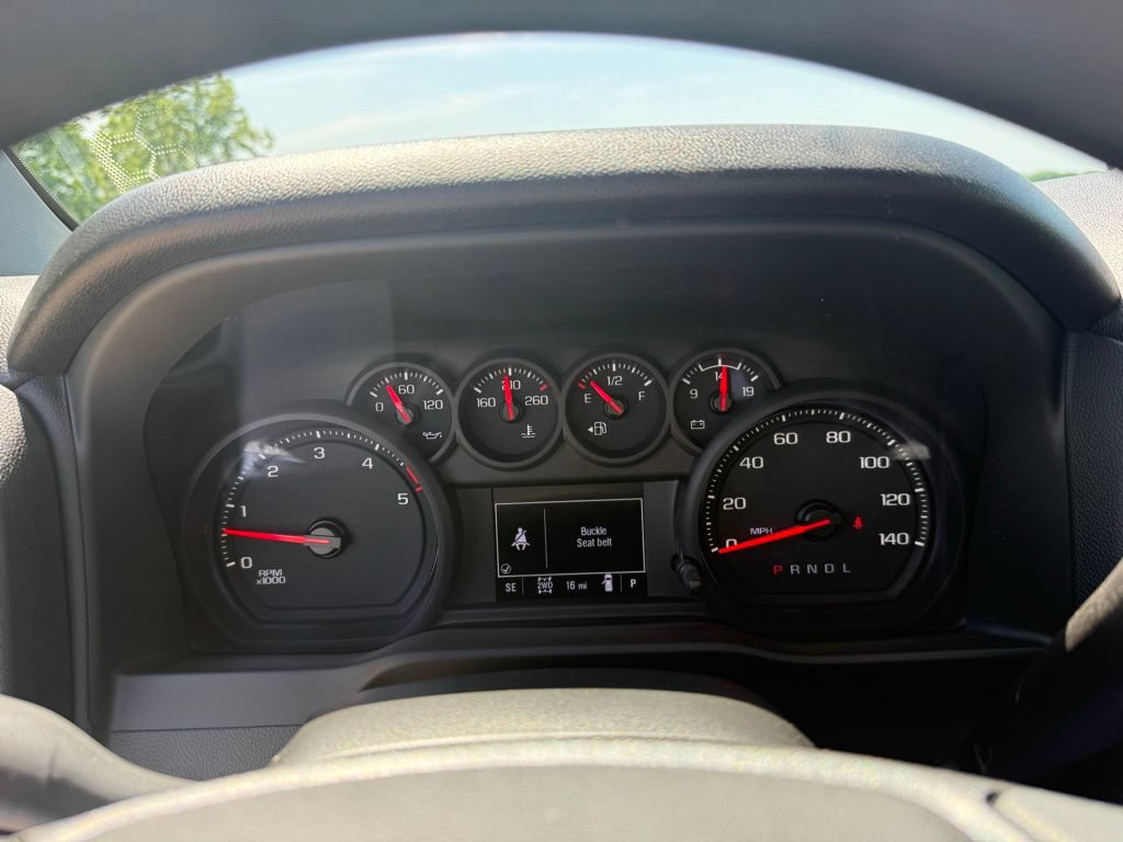Used 2026 Chevrolet Silverado 2500 W/T w/ WT/CX Safety Package AWD/4WD image 32