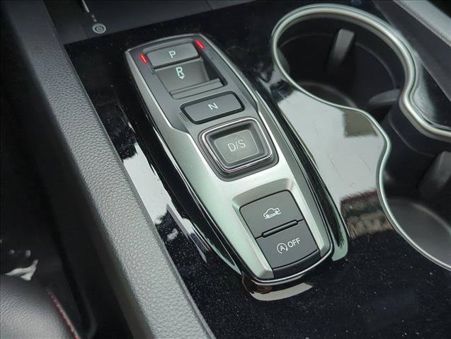 Certified 2025 Honda Ridgeline Black Edition image 13