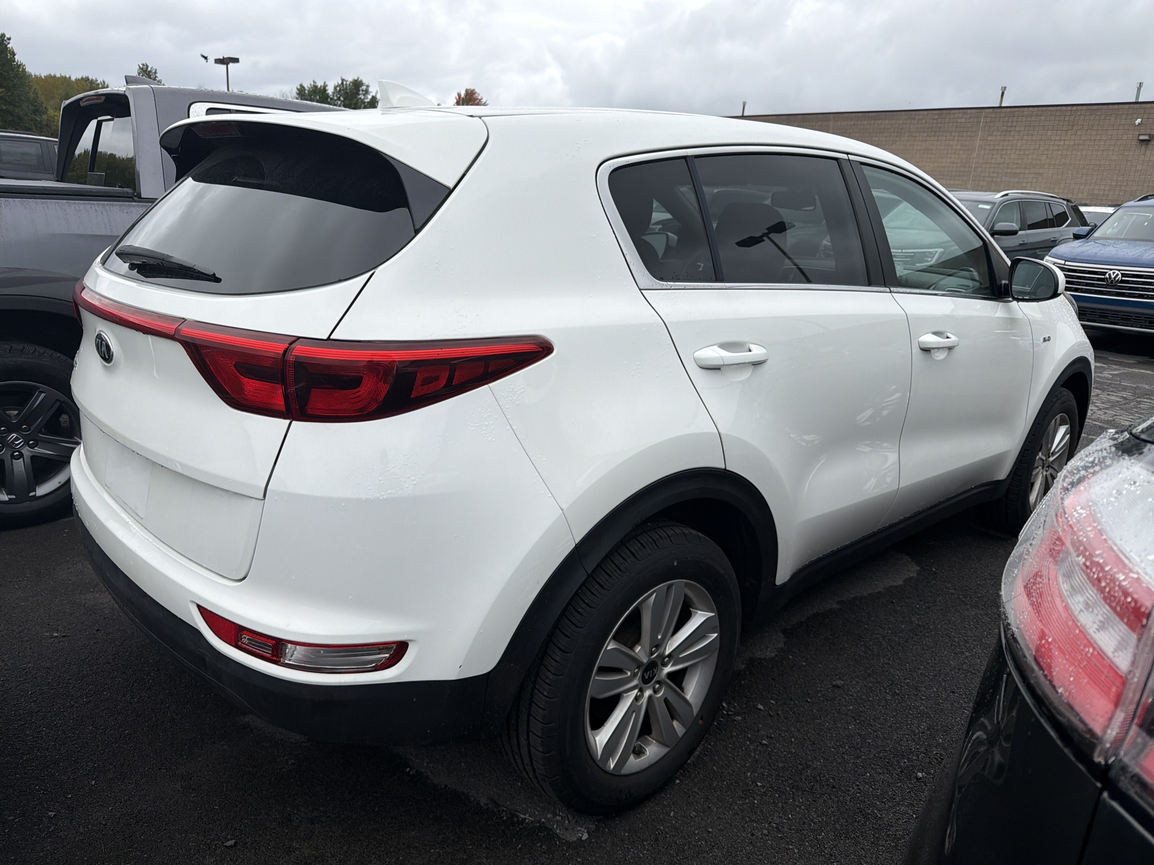 Used 2019 Kia Sportage LX AWD/4WD image 6