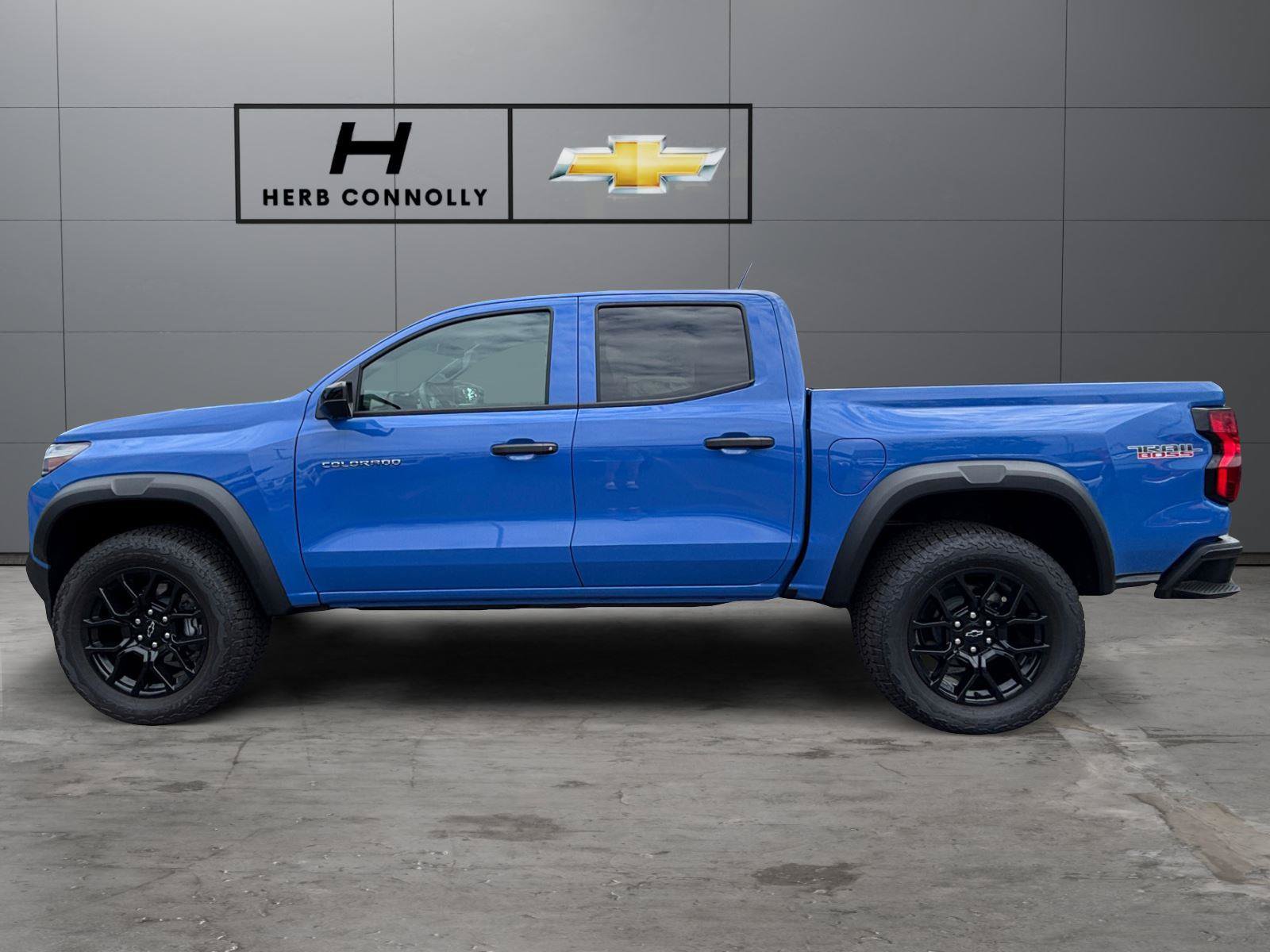 New 2026 Chevrolet Colorado Trail Boss AWD/4WD image 2
