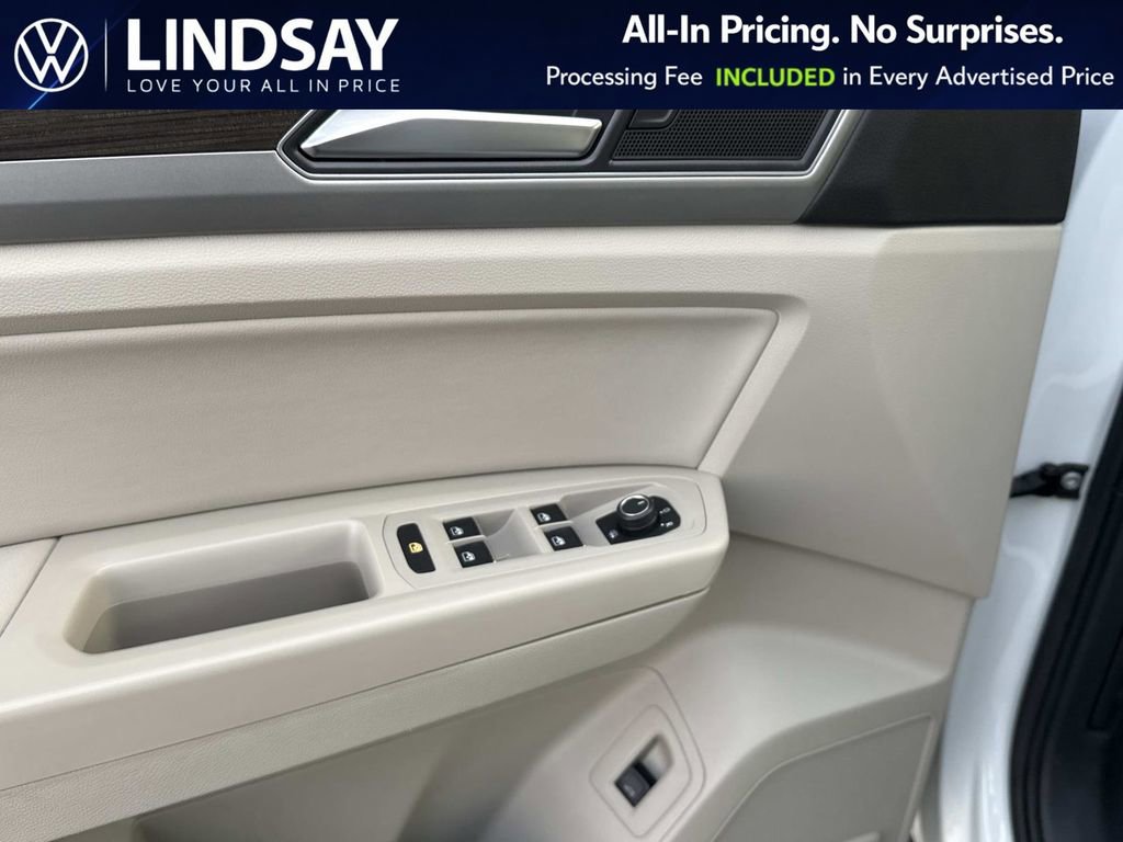 Used 2018 Volkswagen Atlas SE w/ R-Line Package image 19