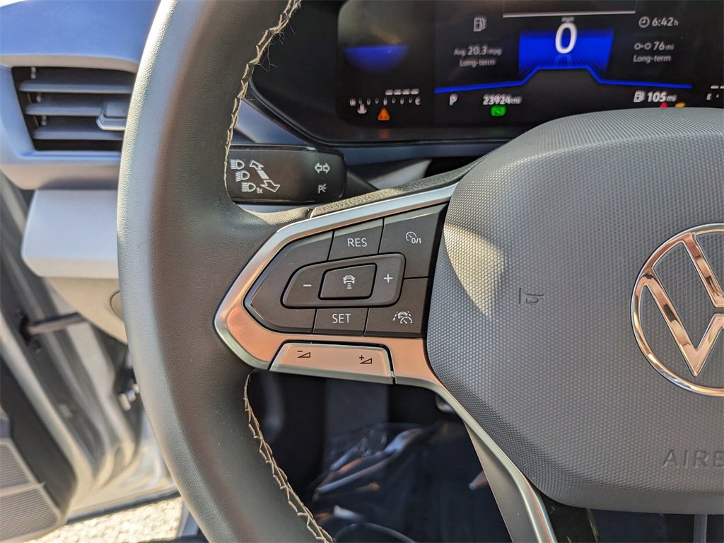 Certified 2023 Volkswagen Taos SE image 30