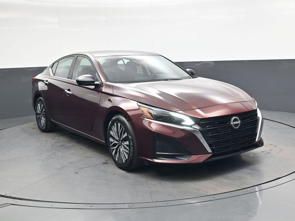 Used 2024 Nissan Altima 2.5 SV 360° Tour