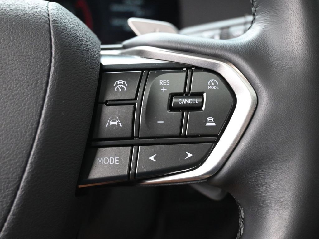 Used 2025 Lexus GX 550 image 11