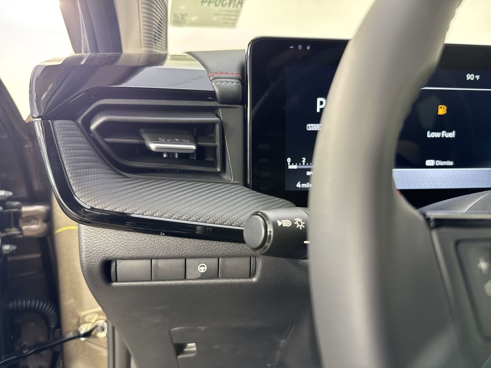 New 2026 Nissan Kicks SR w/ Cold Weather Package image 14