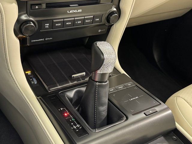 Used 2023 Lexus GX 460 Premium w/ Premium Package image 36