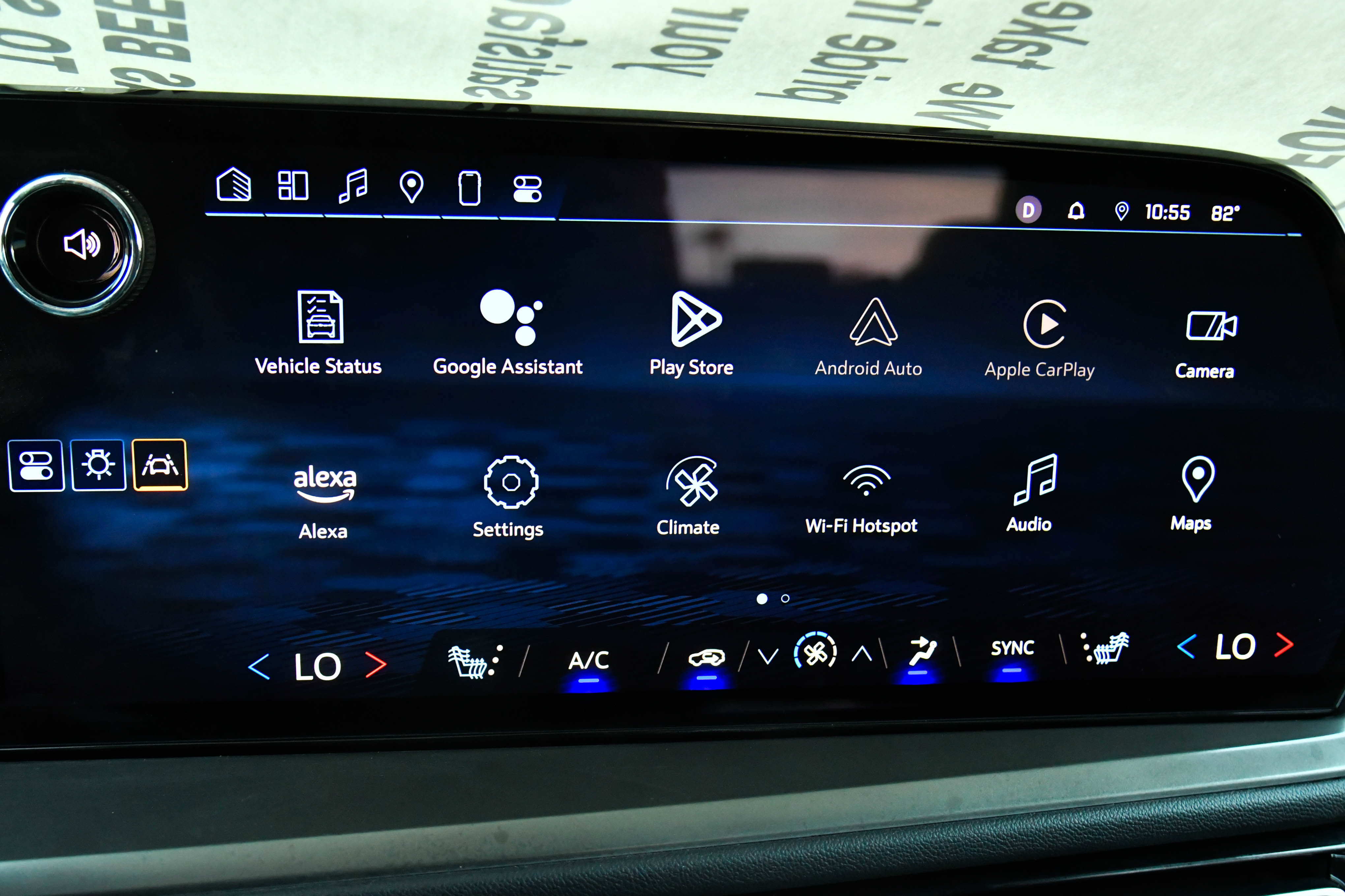 Used 2024 Chevrolet Traverse LT image 26