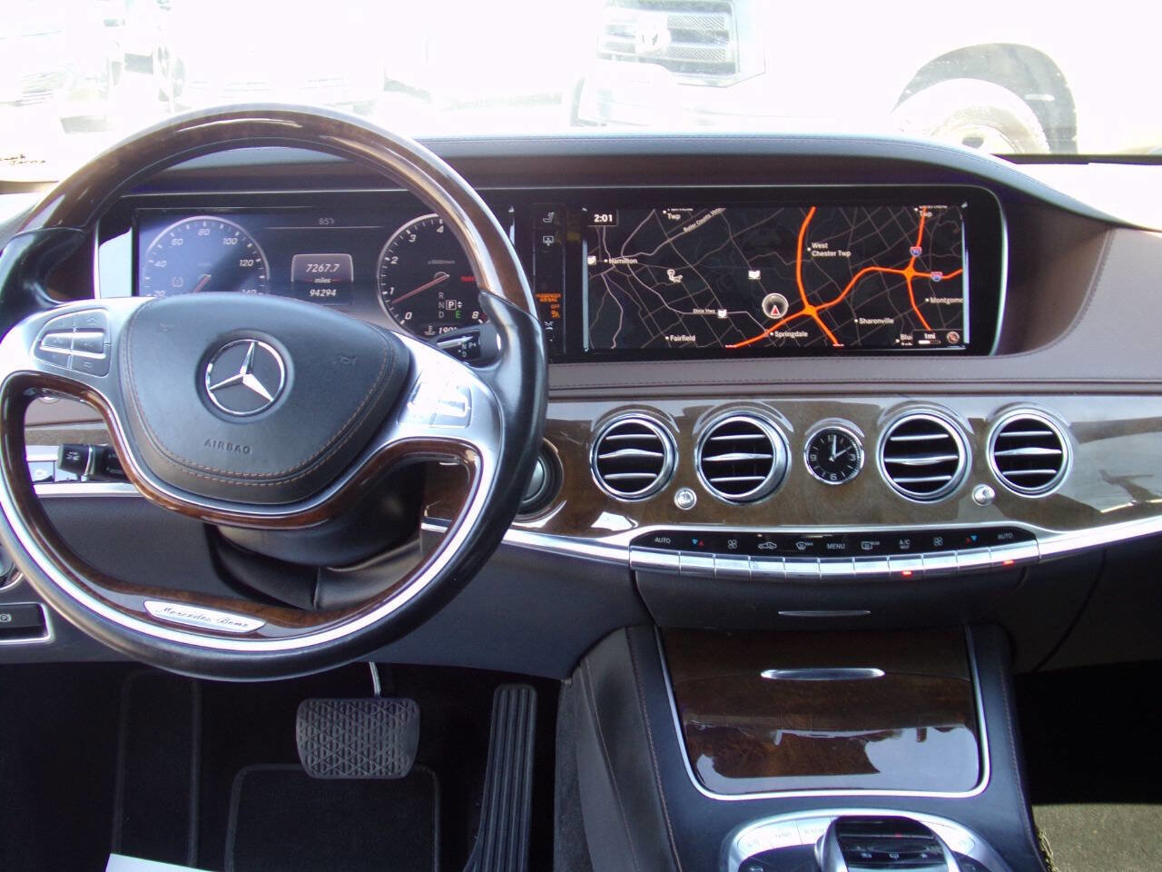 Used 2016 Mercedes-Benz S 550 4MATIC Sedan image 18