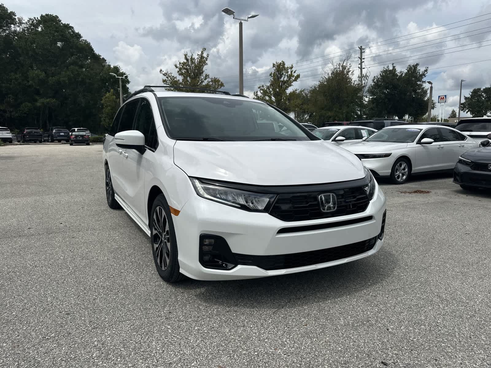 New 2027 Honda Odyssey Elite image 8