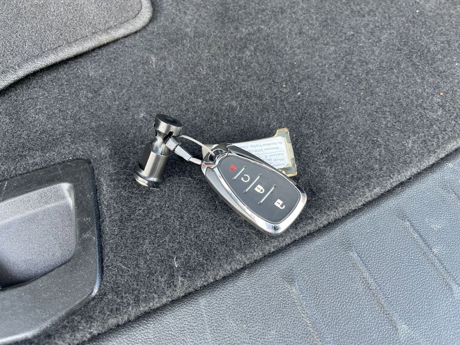 Used 2025 Chevrolet Blazer LT FWD image 21