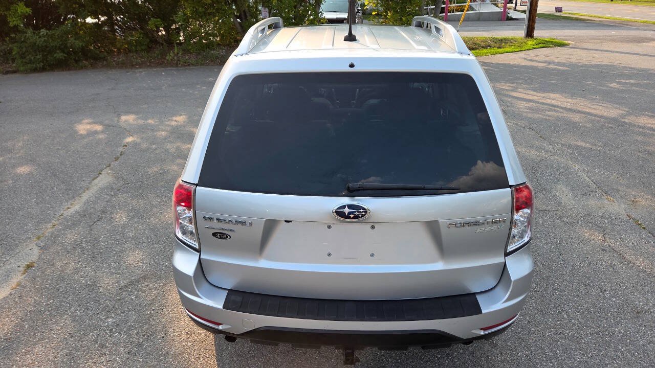 Used 2011 Subaru Forester 2.5X Touring AWD/4WD image 14