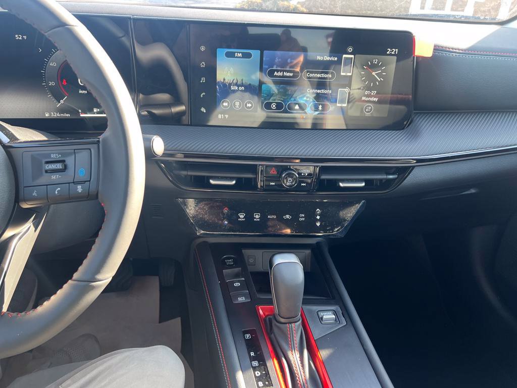 Certified 2025 Nissan Kicks SR AWD/4WD image 17