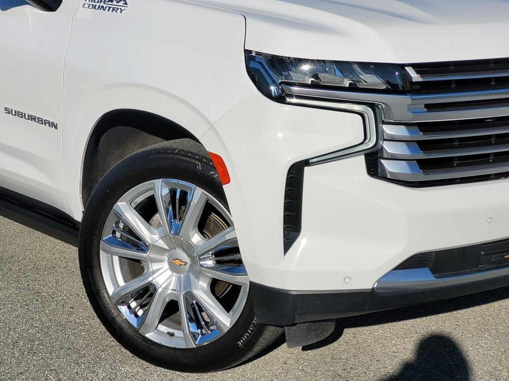 Used 2021 Chevrolet Suburban High Country w/ Premium Package image 9