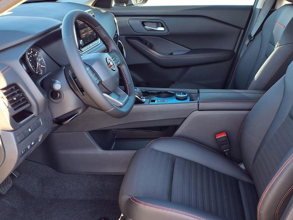 New 2026 Nissan Rogue SV AWD/4WD image 10