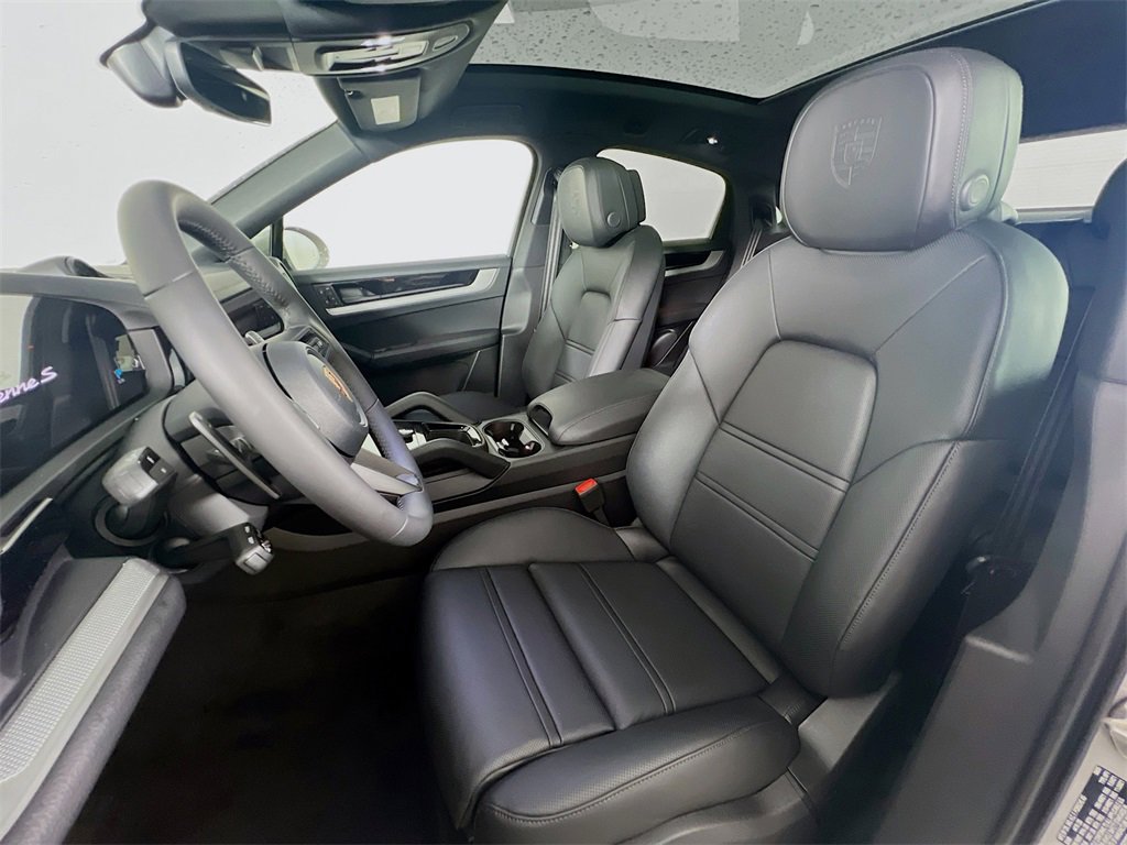 New 2026 Porsche Cayenne S image 5