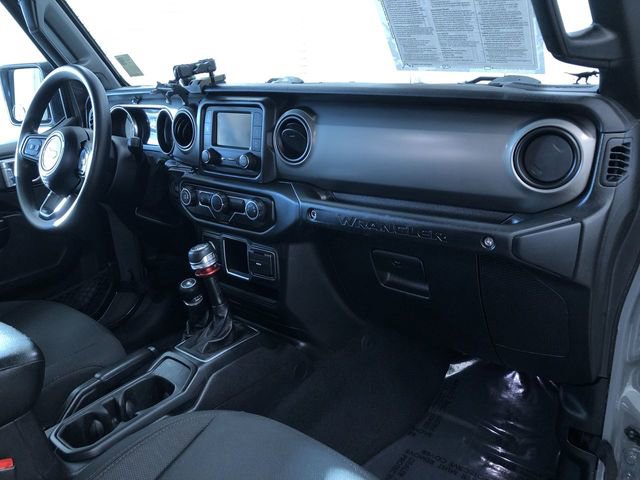 Used 2019 Jeep Wrangler Sport image 23