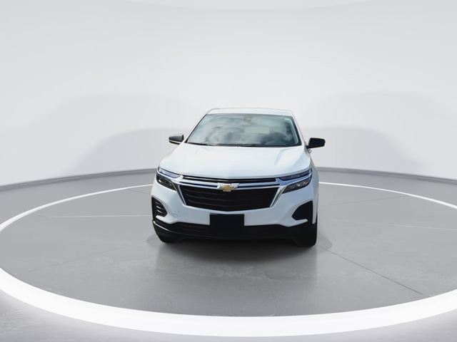 Used 2024 Chevrolet Equinox LS w/ Driver Confidence II Package AWD/4WD image 4