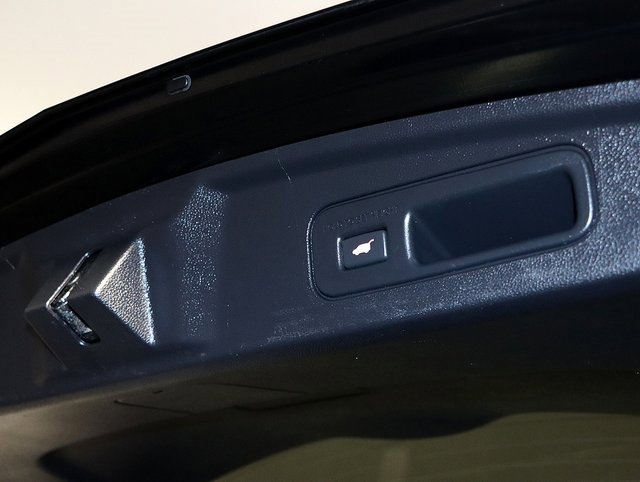 Certified 2023 Acura MDX SH-AWD image 30