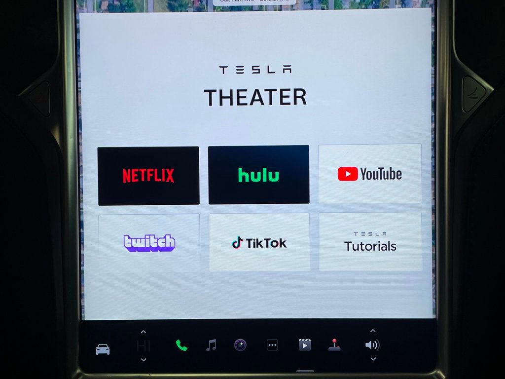 Used 2017 Tesla Model X 100D image 36