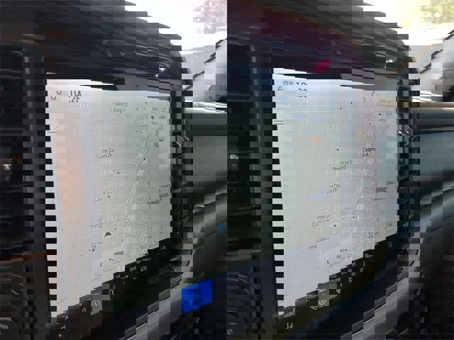 Used 2025 Ford F150 Lariat w/ Equipment Group 501A Mid image 83