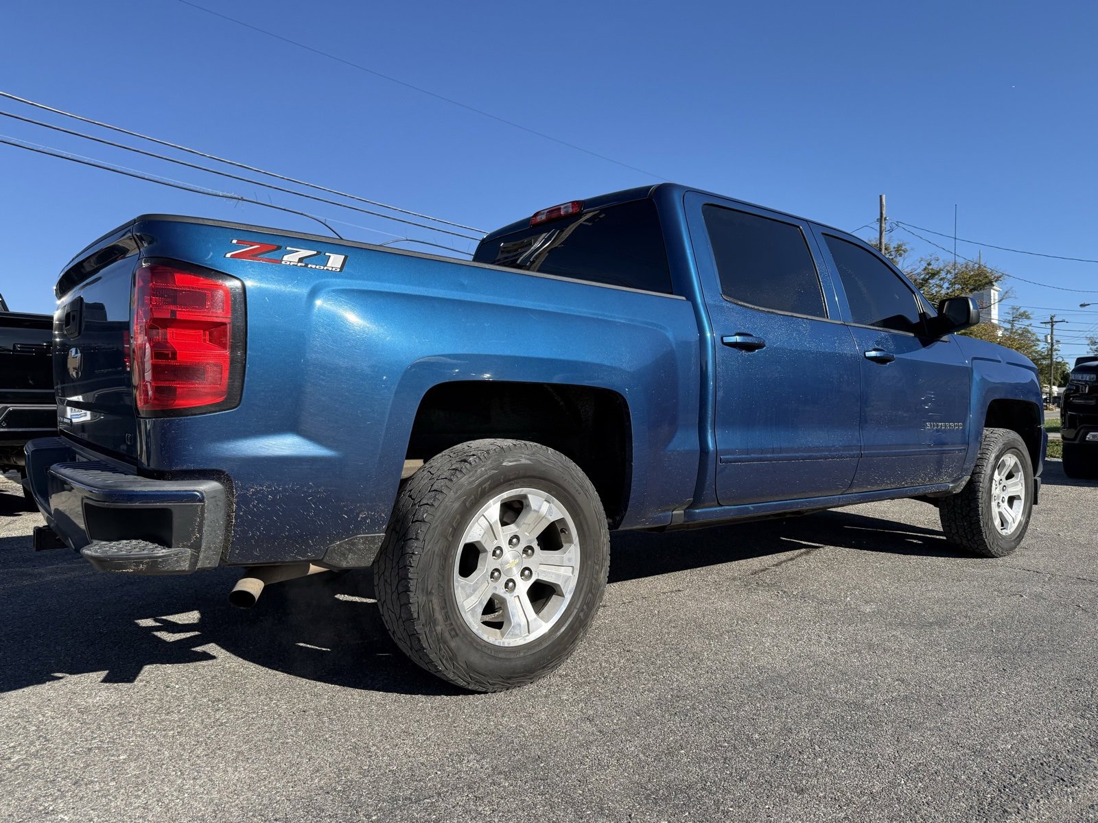 Used 2018 Chevrolet Silverado 1500 LT w/ All Star Edition image 6