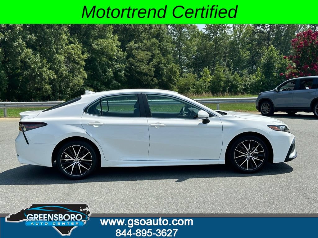 Used 2023 Toyota Camry SE FWD image 9