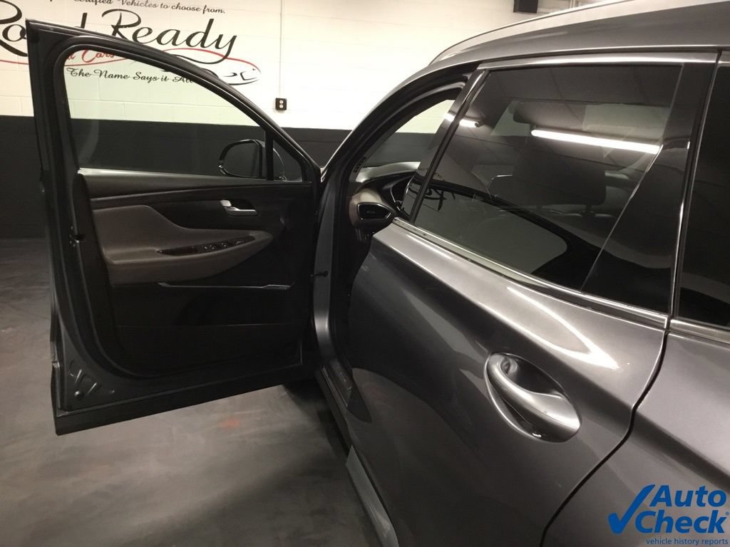 Used 2019 Hyundai Santa Fe Limited AWD/4WD image 21