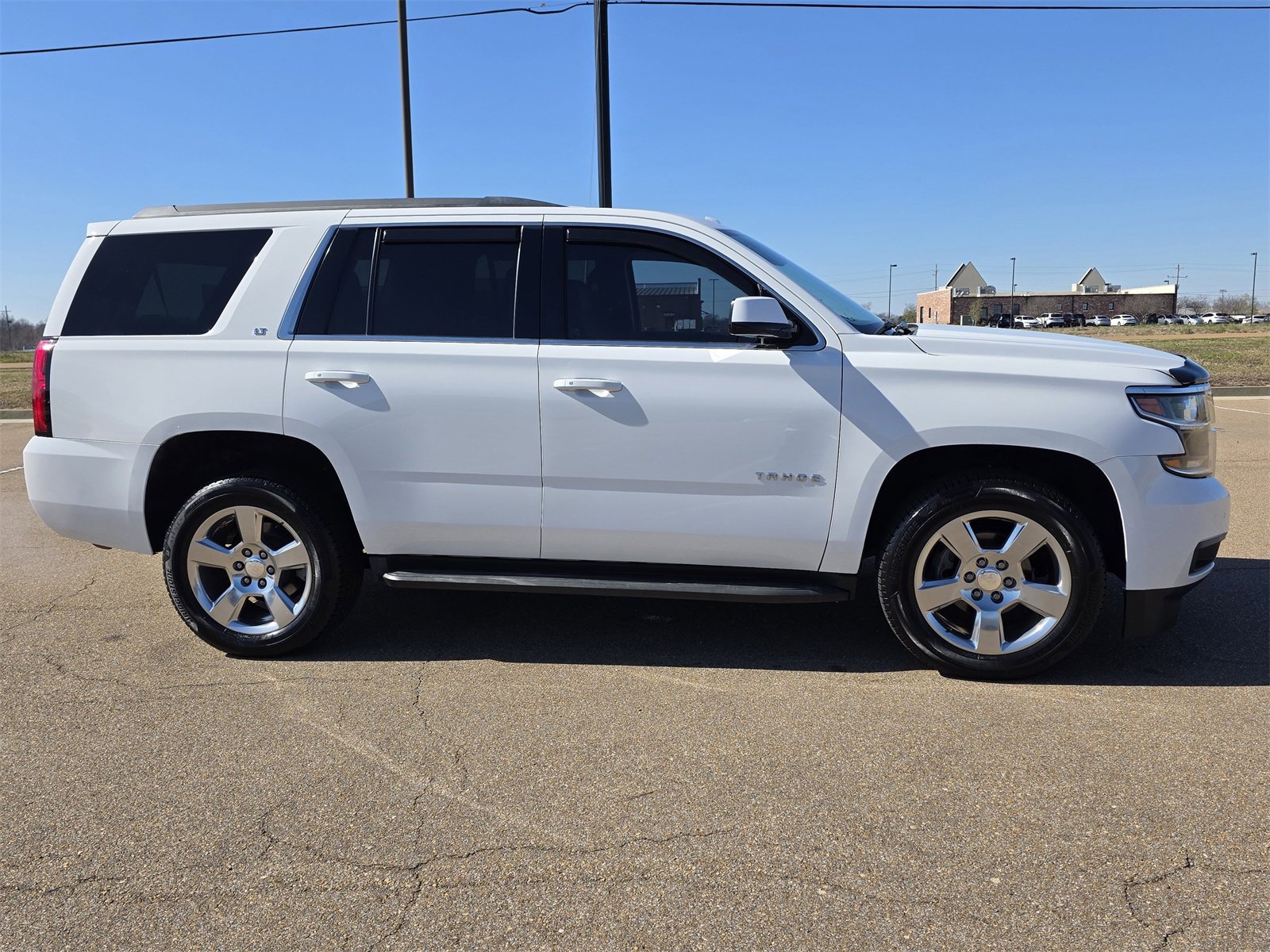 Used 2017 Chevrolet Tahoe LT w/ Luxury Package image 4