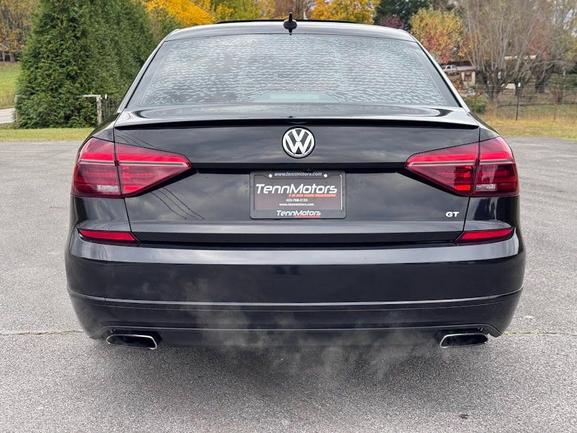 Used 2018 Volkswagen Passat 3.6 image 23