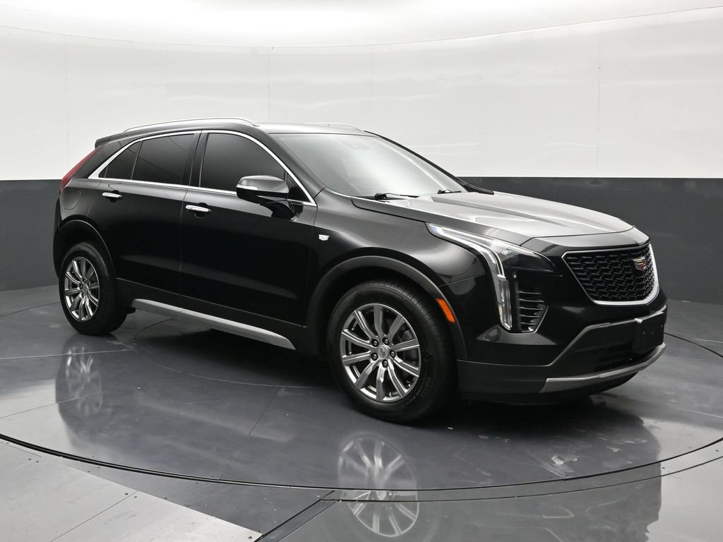 Used 2022 Cadillac XT4 Premium Luxury w/ Safety Alert Package AWD/4WD image 7