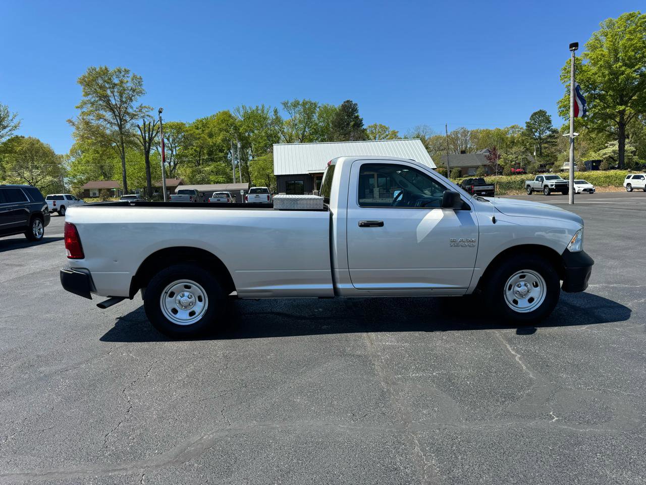 Used 2014 RAM 1500 Tradesman RWD image 5