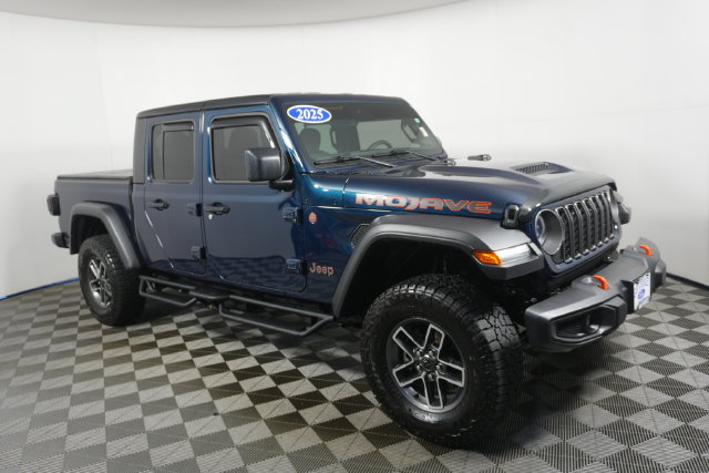 Used 2025 Jeep Gladiator Mojave w/ Safety Group