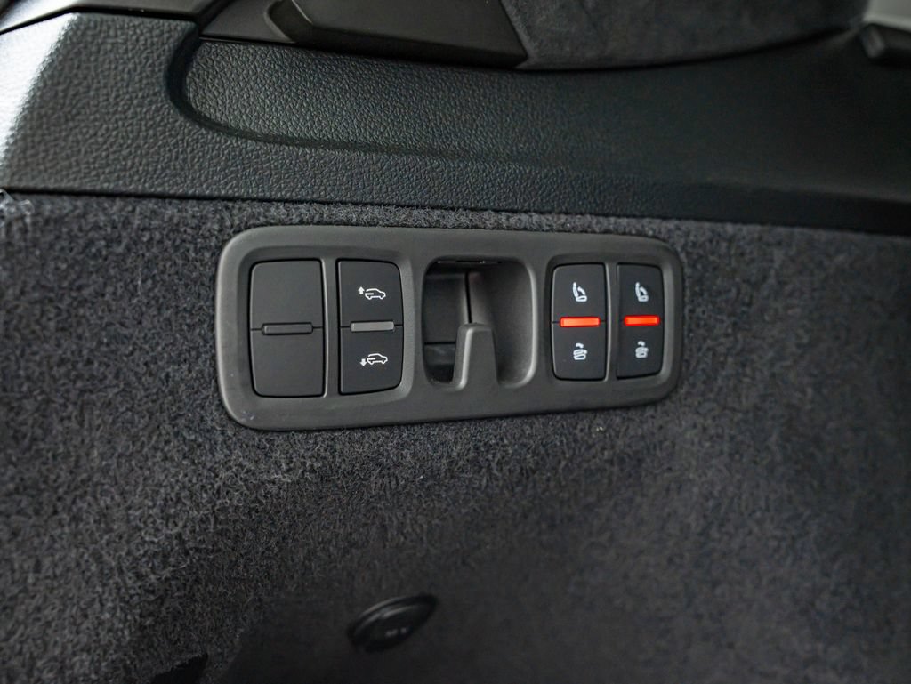 Used 2025 Audi SQ7 Prestige AWD/4WD image 49