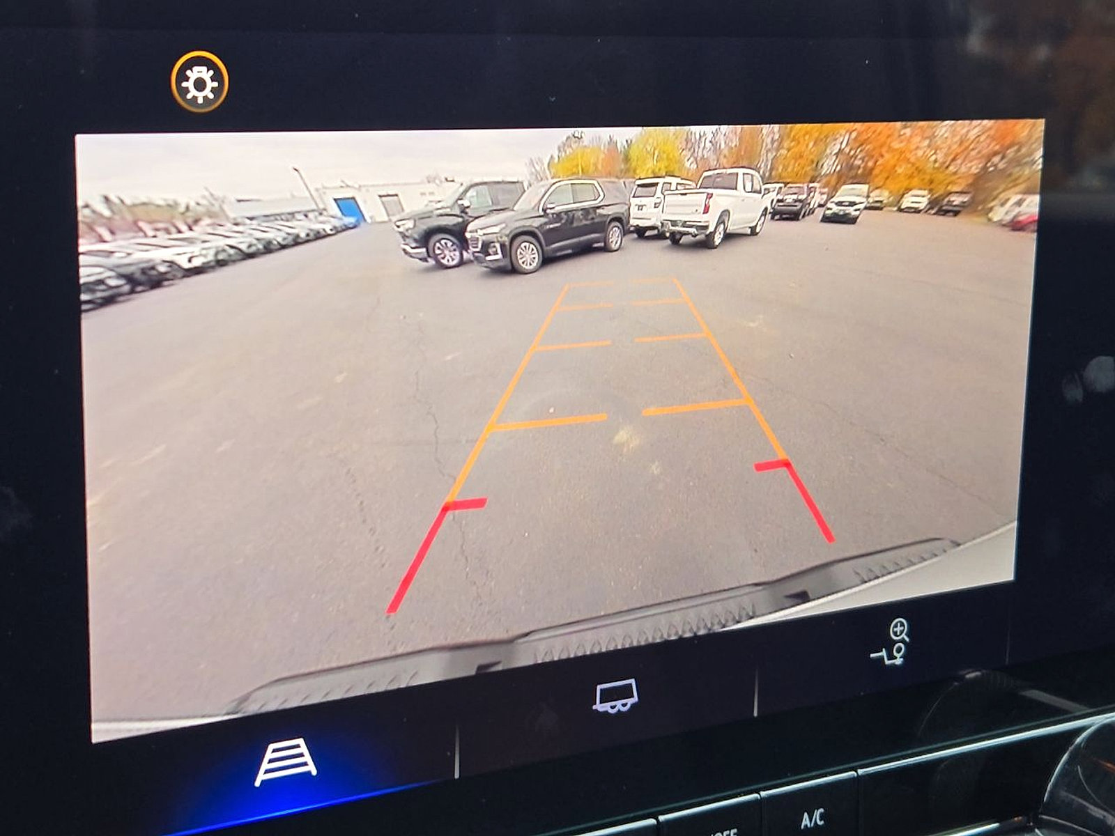 Certified 2023 Chevrolet Colorado Trail Boss w/ Advanced Trailering Package image 15