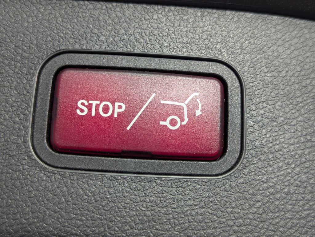 Used 2015 Mercedes-Benz GLA 250 4MATIC image 22