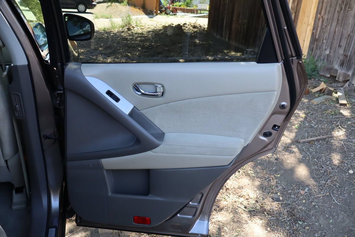 Used 2013 Nissan Murano SV AWD/4WD image 25